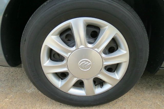 Buick LaCrosse 2006 photo 11