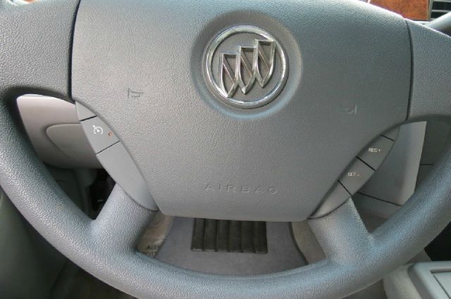 Buick LaCrosse 2006 photo 27