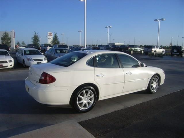 Buick LaCrosse 2006 photo 11