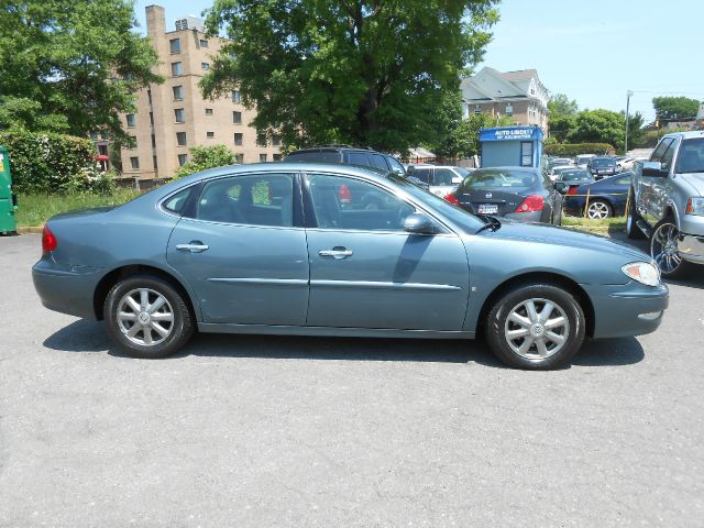 Buick LaCrosse 2007 photo 2