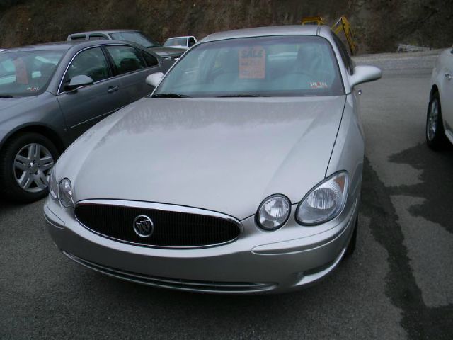 Buick LaCrosse 2007 photo 2