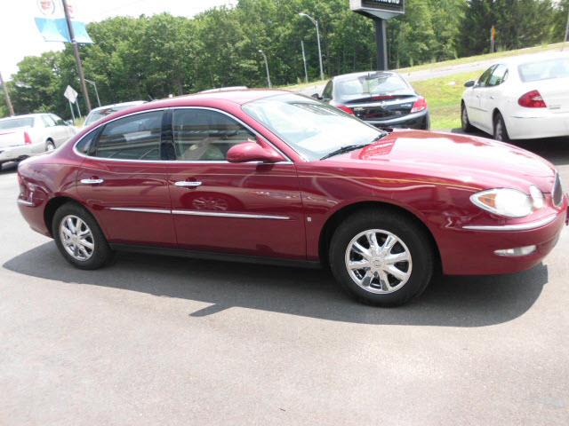 Buick LaCrosse 2007 photo 2