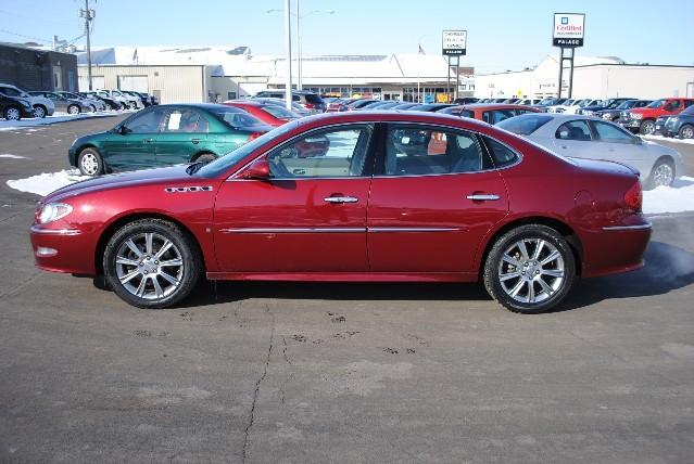 Buick LaCrosse 2008 photo 2