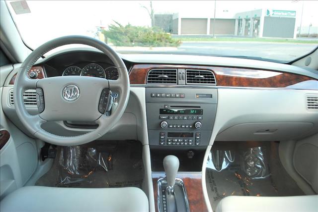 Buick LaCrosse 2008 photo 13