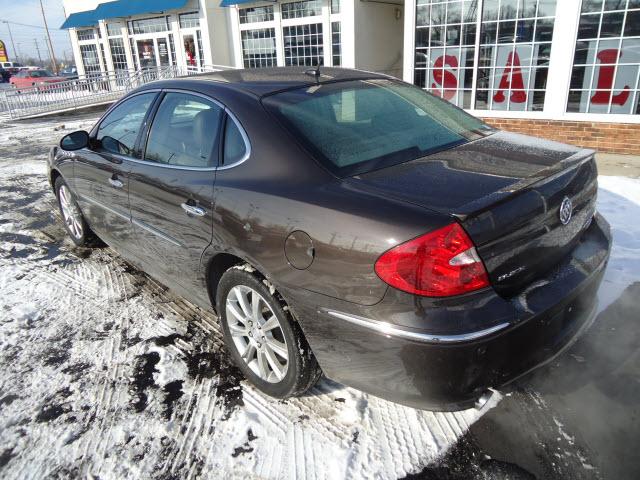 Buick LaCrosse 2008 photo 2