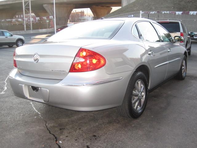 Buick LaCrosse 2008 photo 4