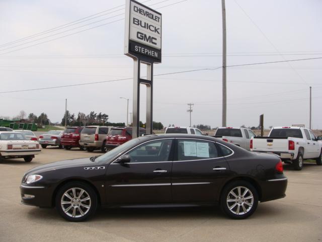 Buick LaCrosse Ext Cab 141.5 WB Sedan