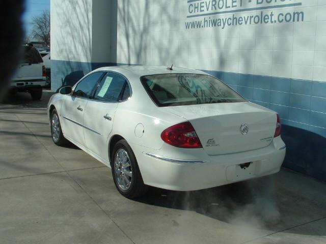 Buick LaCrosse 2008 photo 1