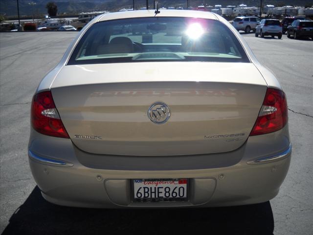 Buick LaCrosse 2008 photo 2