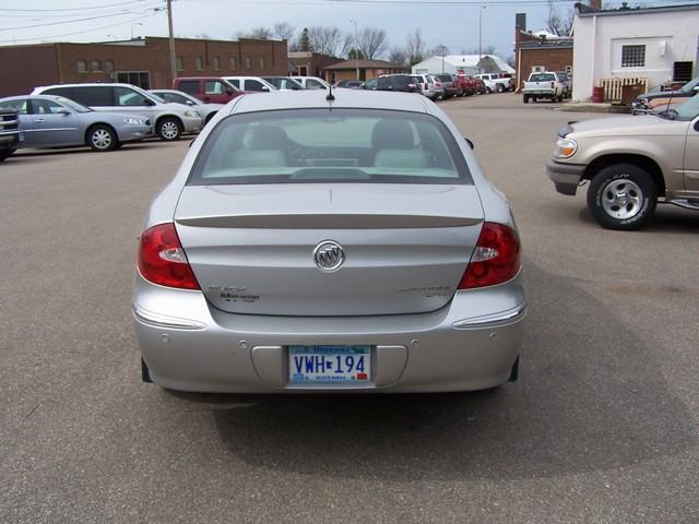 Buick LaCrosse 2008 photo 3