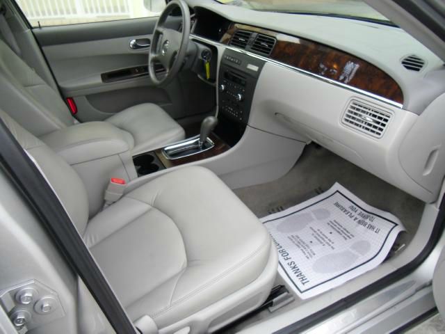 Buick LaCrosse 2008 photo 2