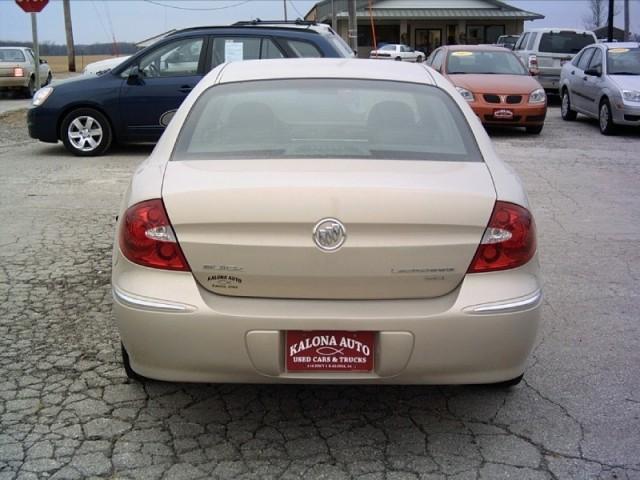 Buick LaCrosse 2008 photo 3