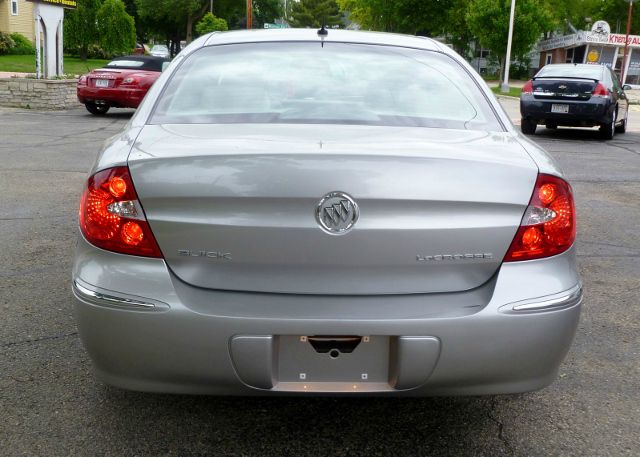 Buick LaCrosse 2008 photo 19