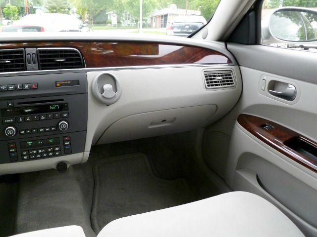 Buick LaCrosse 2008 photo 9