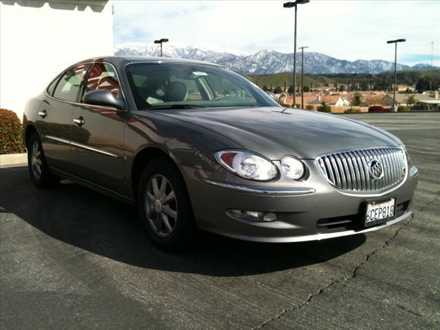 Buick LaCrosse 2008 photo 2