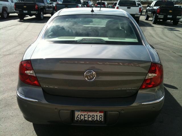 Buick LaCrosse 2008 photo 3