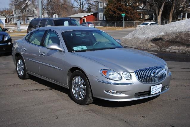 Buick LaCrosse 2008 photo 2