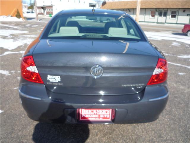 Buick LaCrosse 2008 photo 3