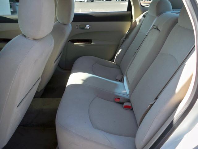 Buick LaCrosse 2008 photo 2