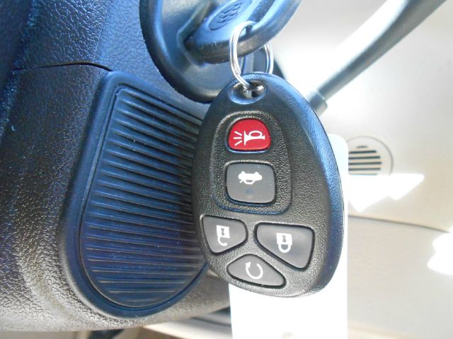 Buick LaCrosse 2008 photo 3