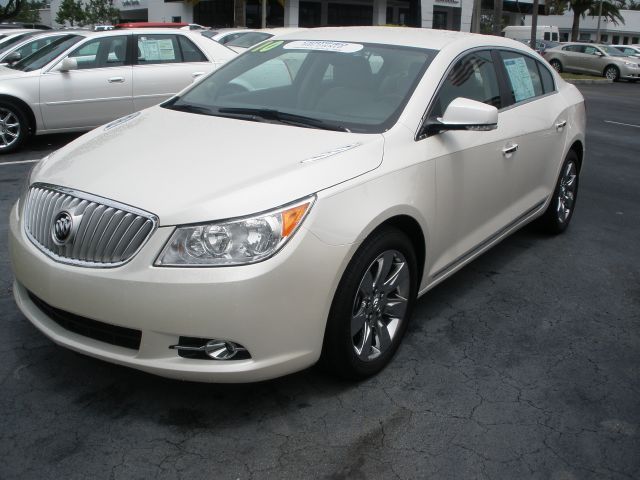 Buick LaCrosse 2010 photo 6