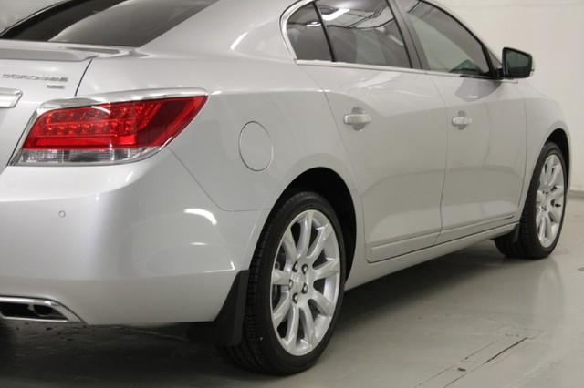 Buick LaCrosse 2010 photo 4