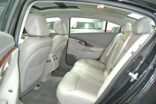 Buick LaCrosse 2010 photo 5