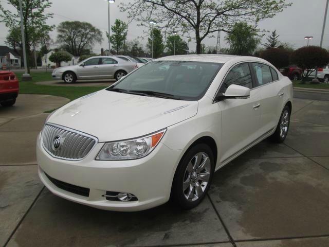 Buick LaCrosse CREW CAB Ltz71 Sedan