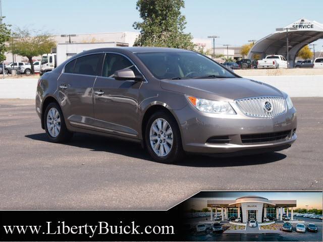 Buick LaCrosse 2011 photo 1