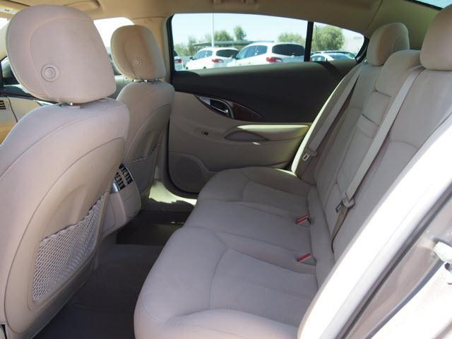 Buick LaCrosse 2011 photo 8