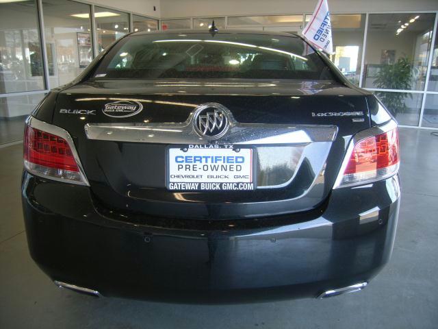 Buick LaCrosse 2011 photo 3