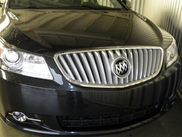 Buick LaCrosse 2011 photo 4