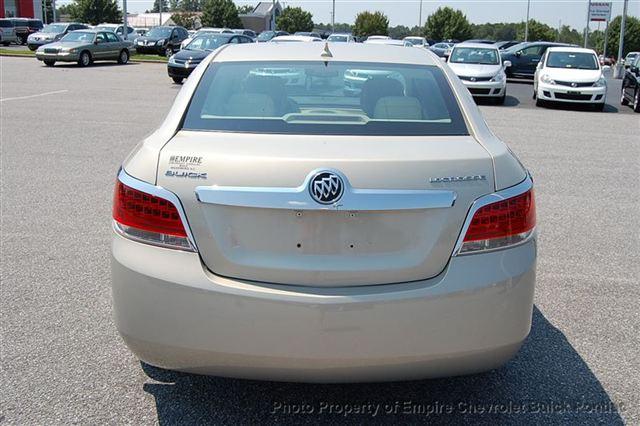 Buick LaCrosse 2011 photo 4