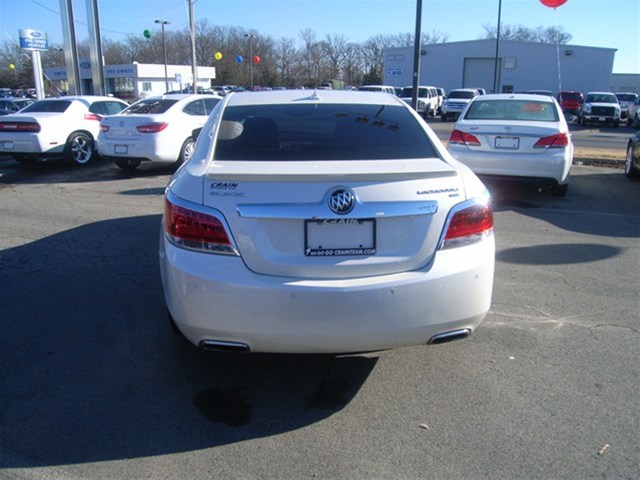 Buick LaCrosse 2011 photo 5