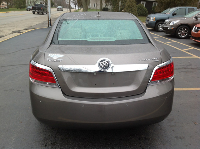 Buick LaCrosse 2011 photo 5