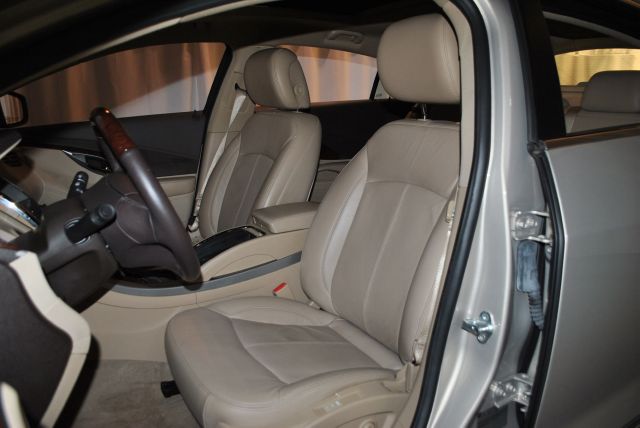 Buick LaCrosse 2011 photo 6