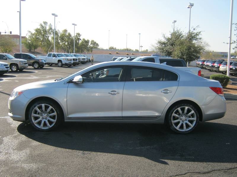 Buick LaCrosse GL Sedan 4D Unspecified