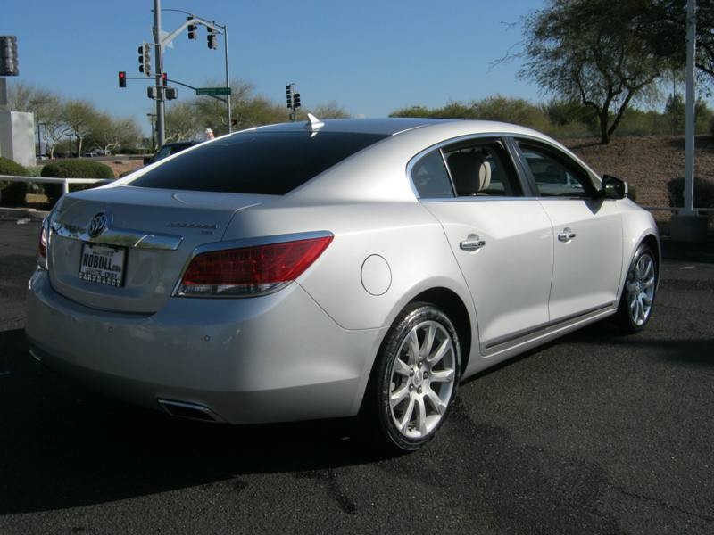 Buick LaCrosse 2011 photo 5