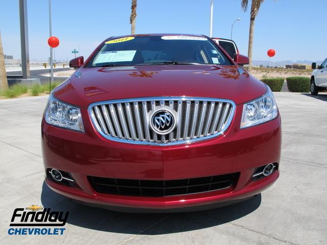 Buick LaCrosse 2011 photo 1