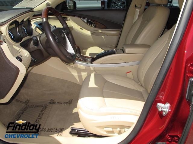 Buick LaCrosse 2011 photo 3