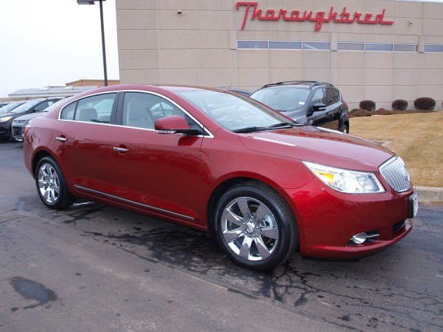 Buick LaCrosse 2011 photo 1