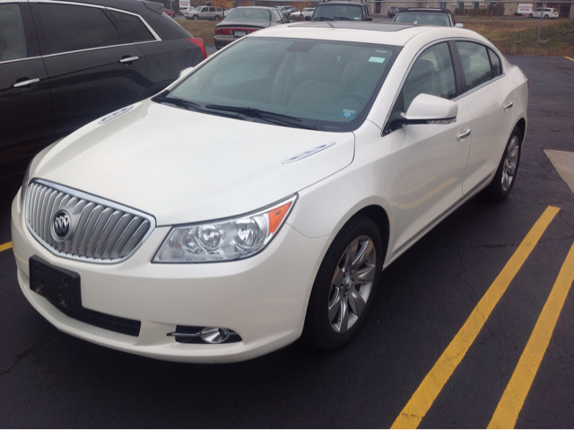 Buick LaCrosse 2011 photo 3