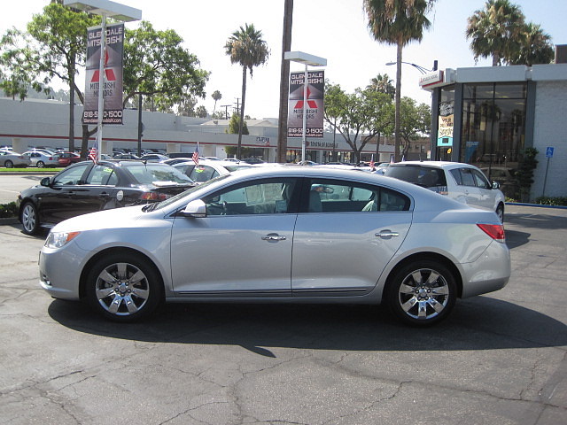 Buick LaCrosse 2011 photo 3