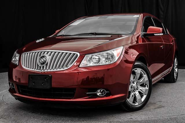 Buick LaCrosse 2011 photo 1