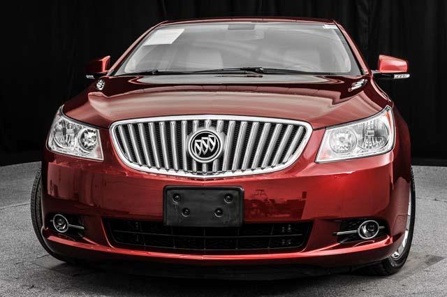 Buick LaCrosse 2011 photo 3