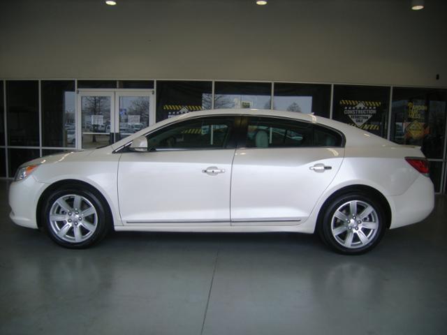 Buick LaCrosse 2011 photo 5