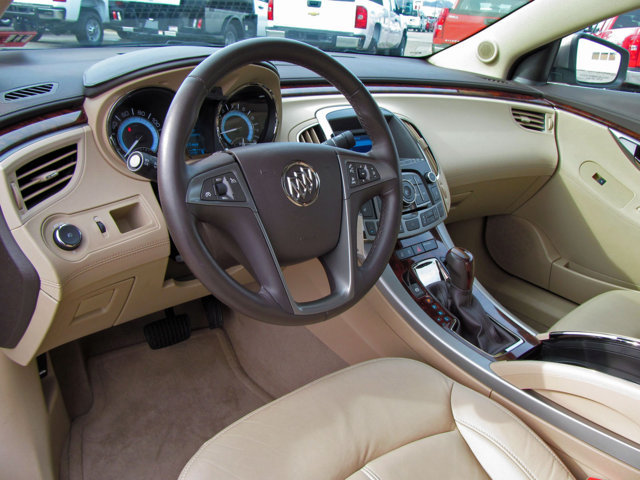 Buick LaCrosse 2011 photo 4