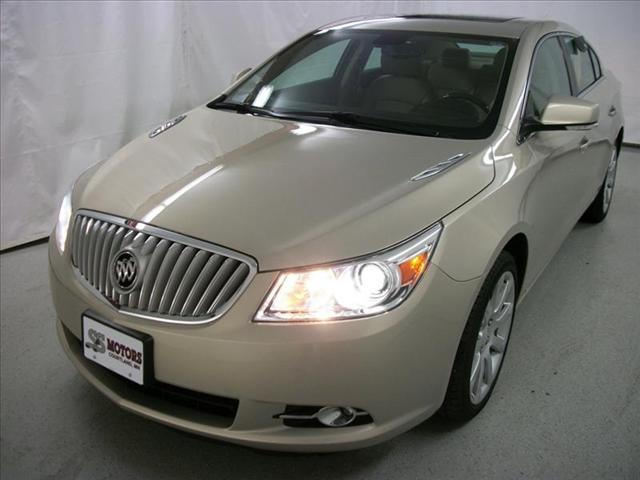 Buick LaCrosse GL Sedan 4D Sedan