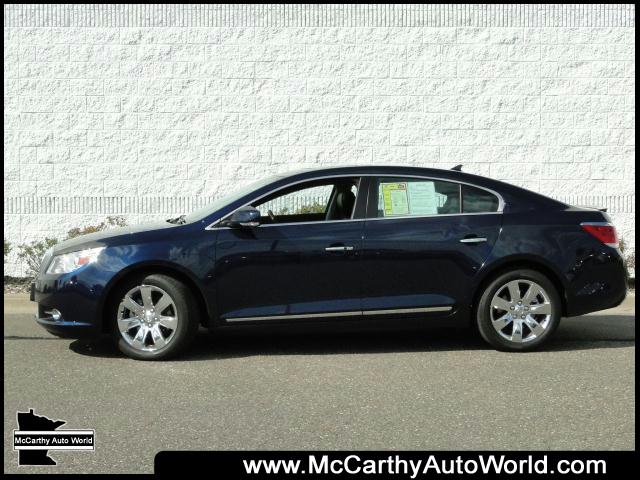 Buick LaCrosse 2011 photo 1