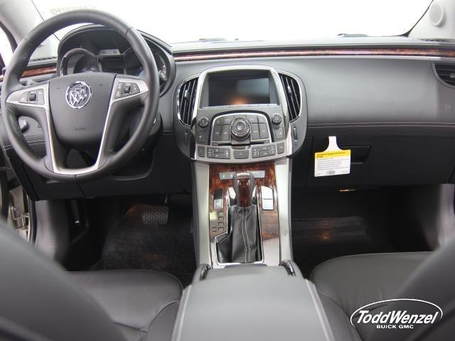 Buick LaCrosse 2013 photo 3